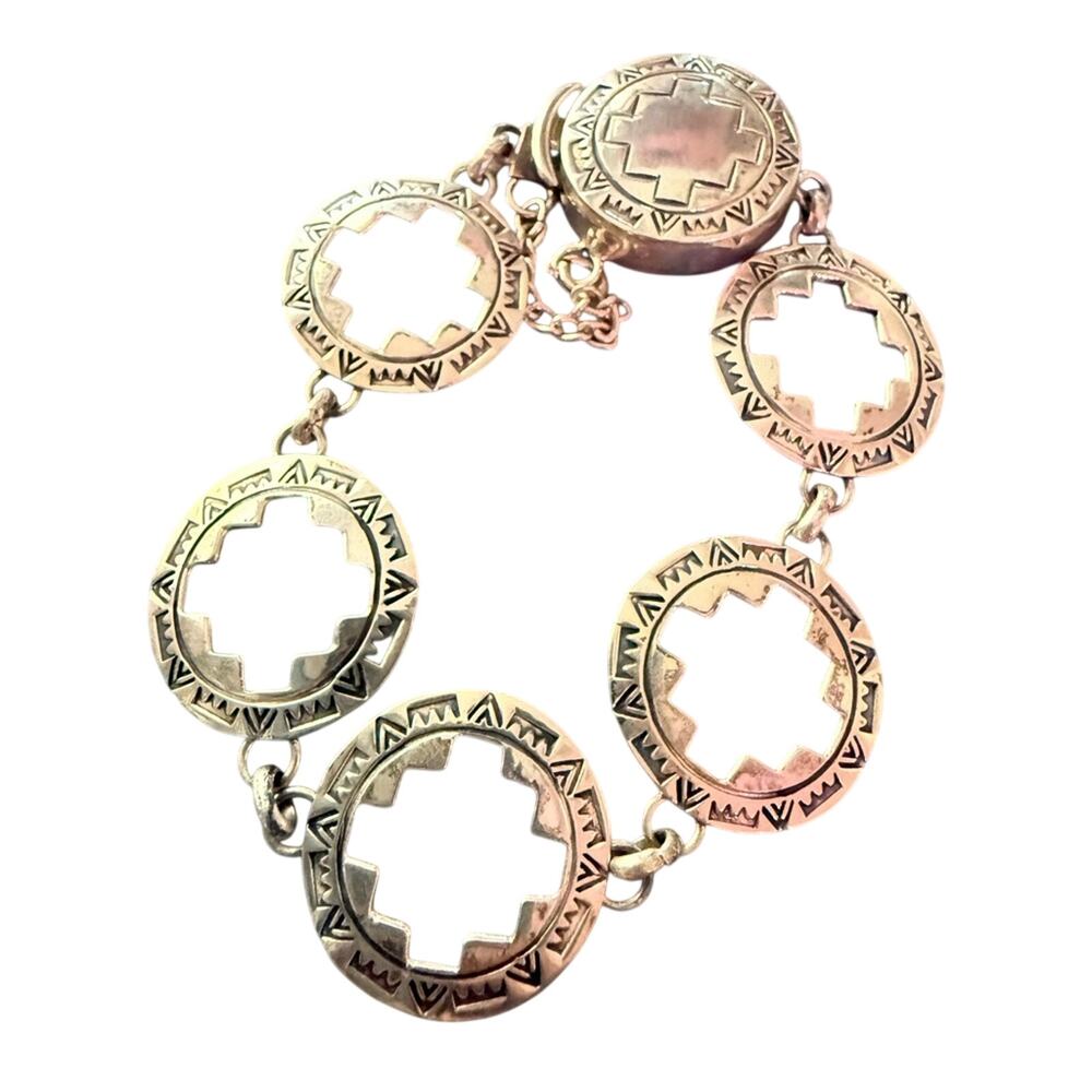 Sterling Silver Native Circle Linked Bracelet